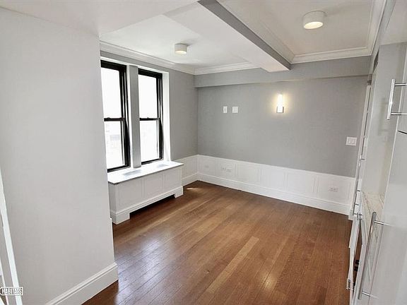 2nd image of 240 W 73rd St APT 815