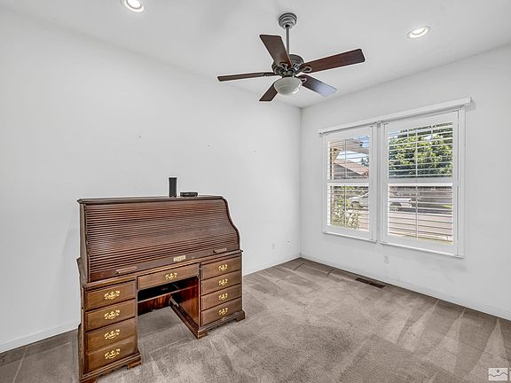 5th image of 930 Bay Hill Way