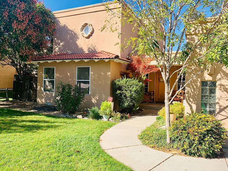 1st image of 660 Cerrillos Dr