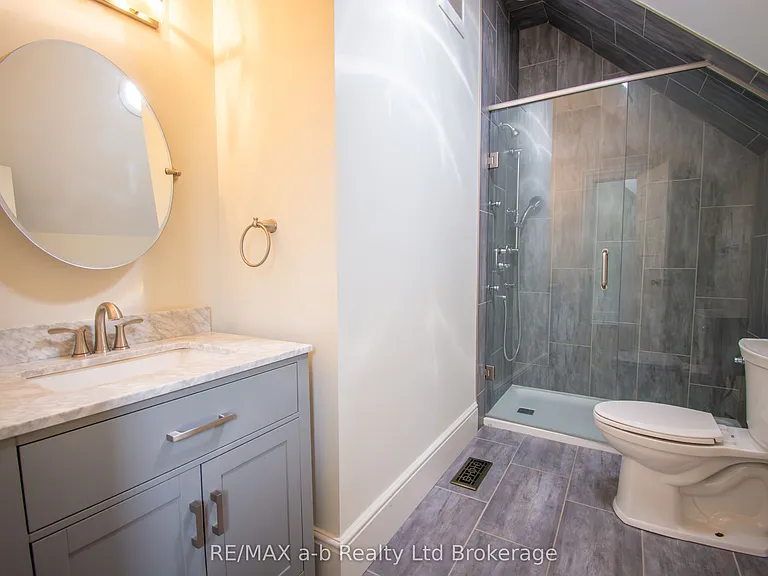 66 Daly Ave #3 — Photo 21