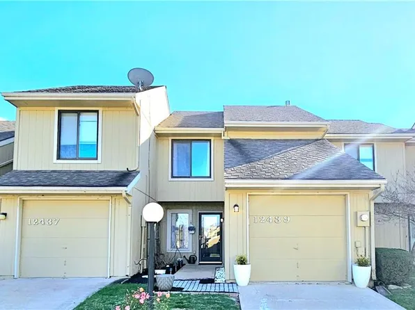 12439 Charlotte St, Kansas City, MO 64146