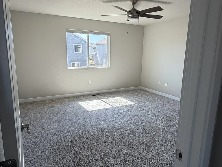 6707 Dragontail Ter — Photo 10