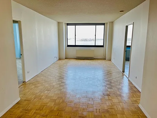 Rented by Battery Park Realty | media 10