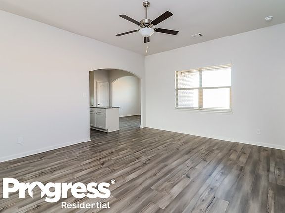 5th image of 1208 Junegrass Ln