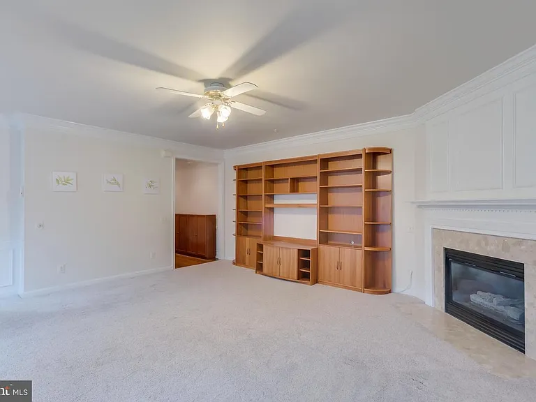 7046 Falls Reach Dr #304 — Photo 6