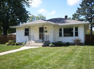 827 Plaza Dr, Joliet, IL 60435