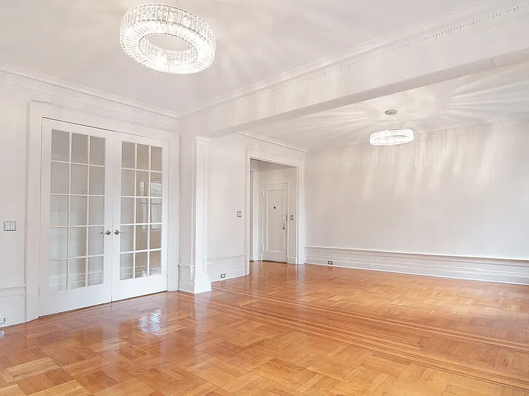 853 7th Ave #12B — Photo 2