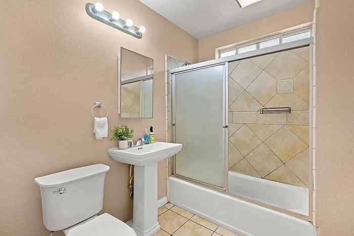 3738 S Normandie Ave #3738 — Photo 8