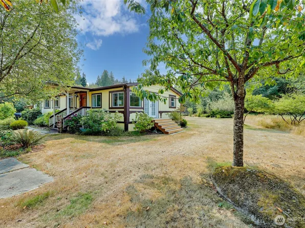 15035 Sunrise Drive NE, Bainbridge Island, WA 98110