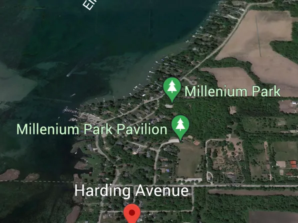 17 & 18 Harding Ave, Richmond, IL 60071