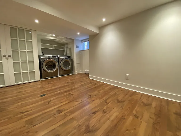 22 Lorindale Ave — Photo 30