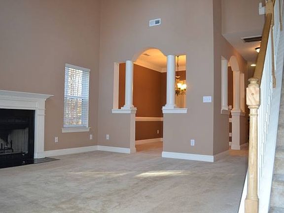 5th image of 2601 Boulder Ln