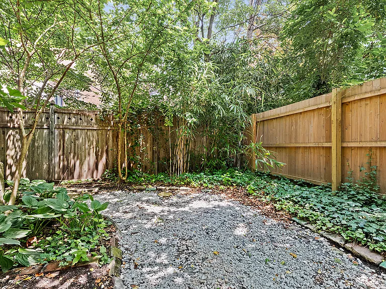 149 Willow St #1D — Photo 4