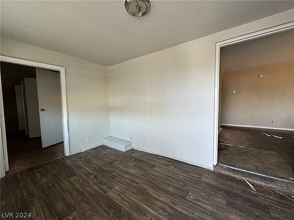 2nd image of 4425 Isabella Ave