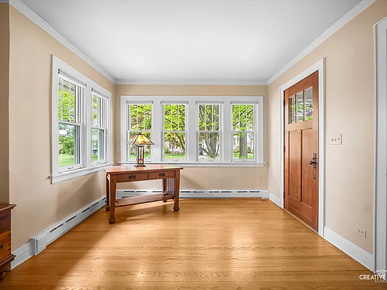 entry parlor