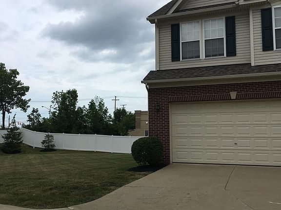 3rd image of 2884 Andover Cir