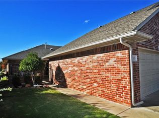 12409 Greenlea Chase W, Oklahoma City, OK 73170