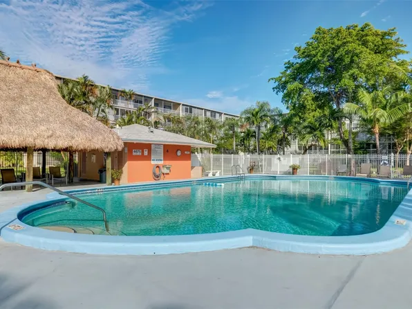 4800 Hillcrest Lane #202, Hollywood, FL 33021