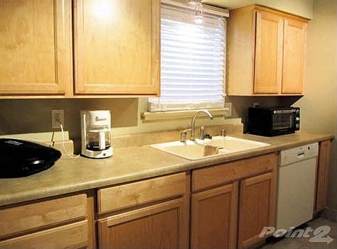 5th image of 4215 Avondale Ave #D