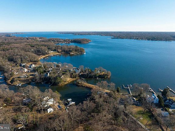 4th image of 503 Lake Shore Dr