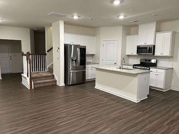 3rd image of 2857 Yeager Dr