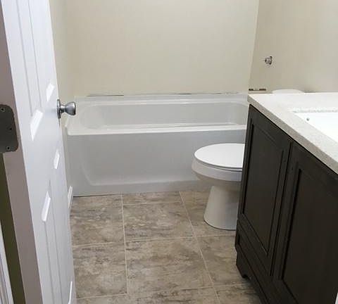 3rd image of 81 Kells Ave