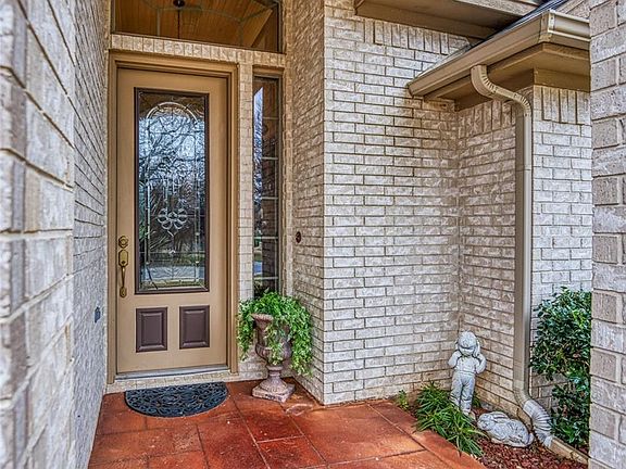5th image of 7105 Westover Dr