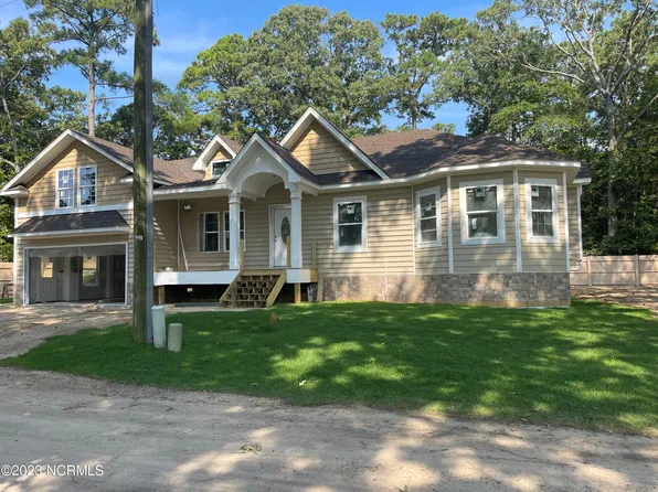 106 Briggs Street, Jarvisburg, NC 27947