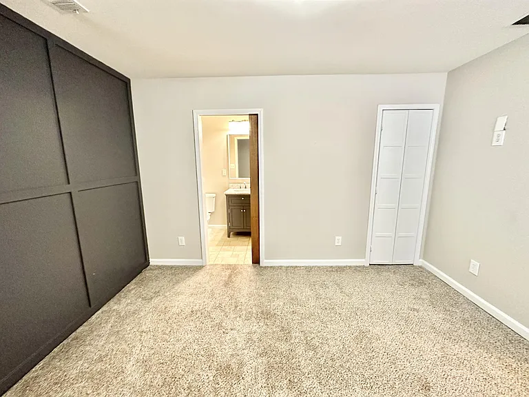 1492 Liberty Pkwy NW — Photo 14