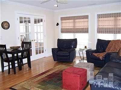 5th image of 307 Island Cove Court