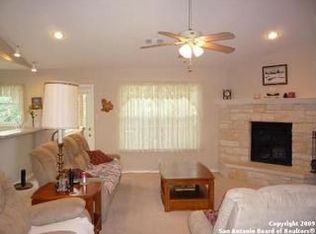 820 Riviera Dr, Canyon Lake, TX 78133