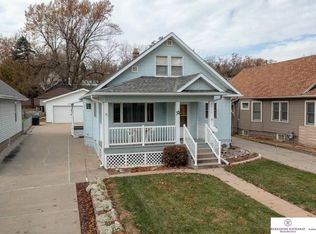 8014 N 30th St, Omaha, NE 68112