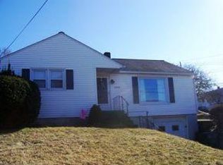 2300 Country Club Rd, Endwell, NY 13760