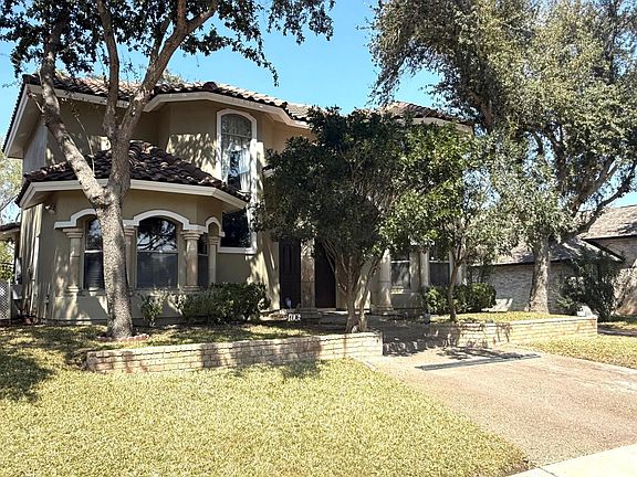 3rd image of 106 Lake Superior Rd