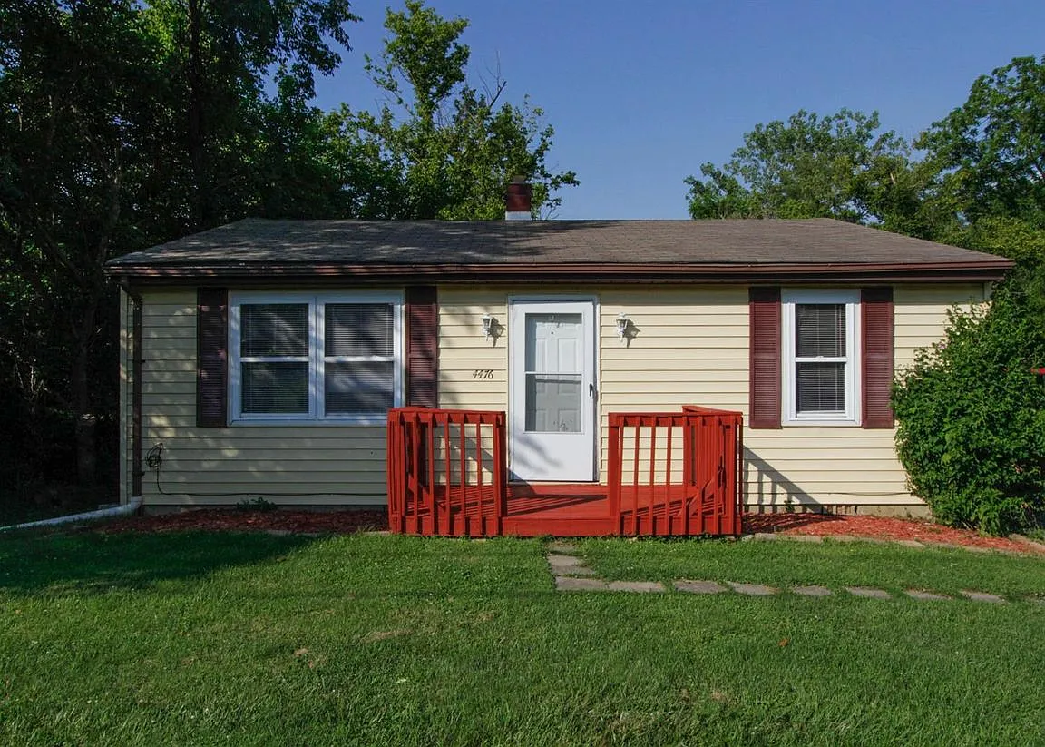 4476 Eva Ln photo 1