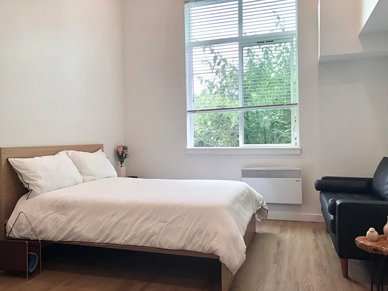 5637 University Way NE — Photo 47