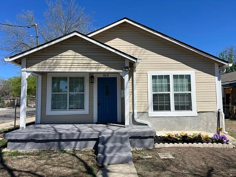 3631 W Salinas St — Photo 2