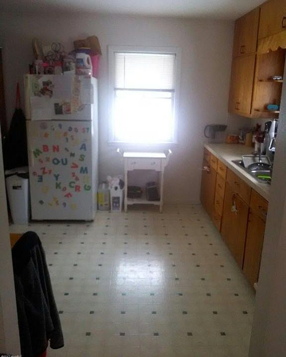 2nd image of 1647 Norwood Ave
