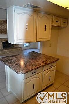 4th image of 3100 Kensington Dr