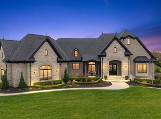 61573 Cotswold Dr, Washington, MI 48094