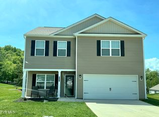 837 Magnolia Ridge Dr, Blountville, TN 37617