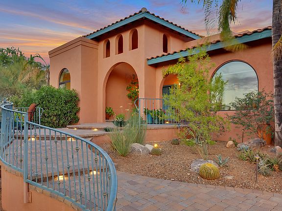 2nd image of 1290 E El Conquistador Way #Q