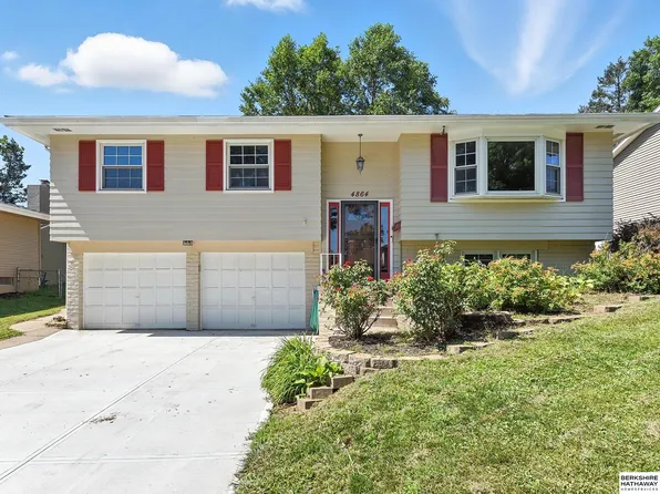 4864 S 93rd Ave, Omaha, NE 68127