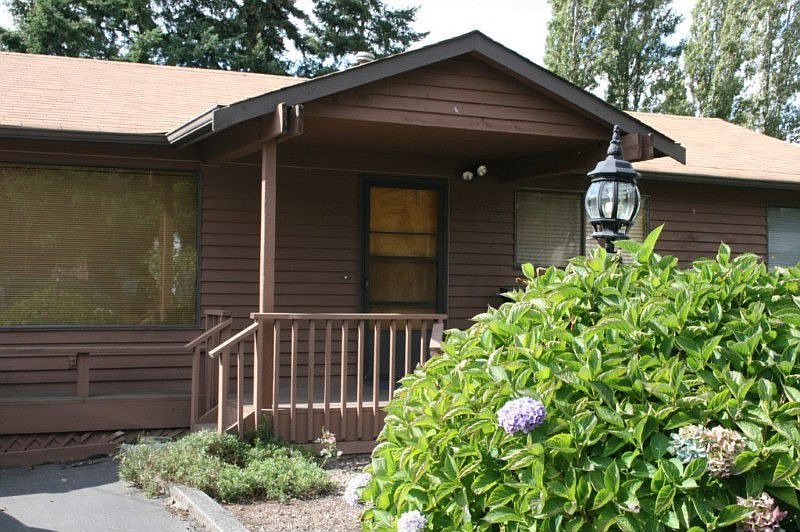 Nice 1-story with daylight basement where there is space for lots of growth. Not a Short Sale or Ban