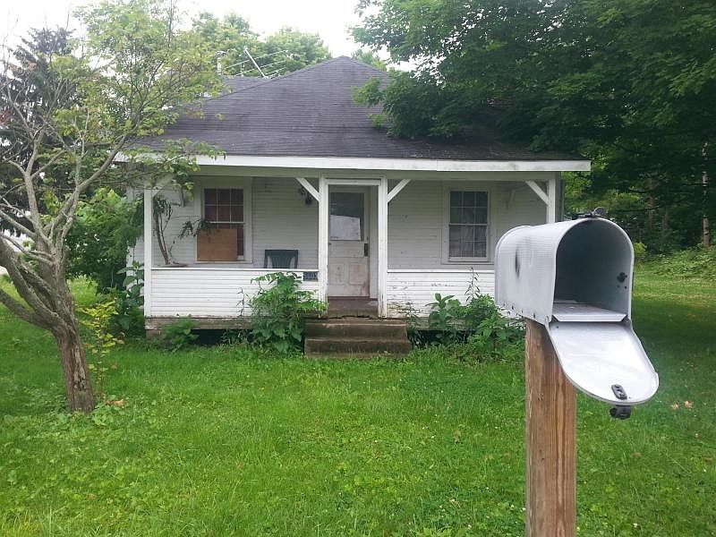1st image of 5603 Orchid Dr NE