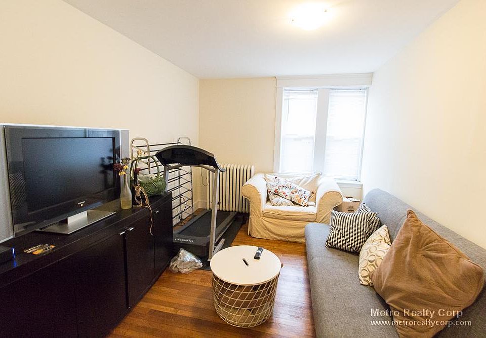 1st image of 312 Saint Paul St #1