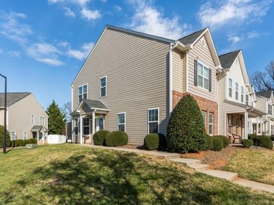 869 Federal Hall Ln, Kernersville, NC, 27284