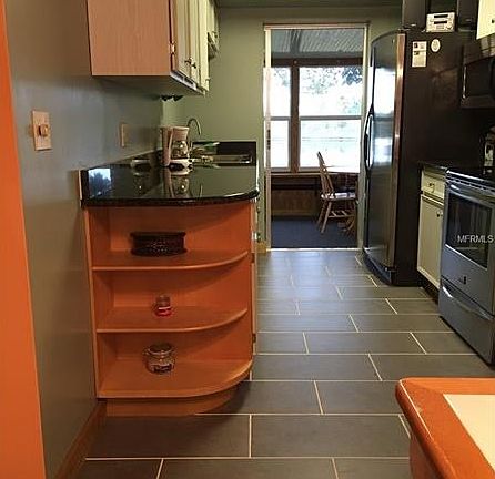 3rd image of 24 W Marbrisa Way