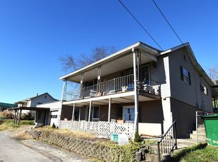 165 Stone St, Rivesville, WV 26588