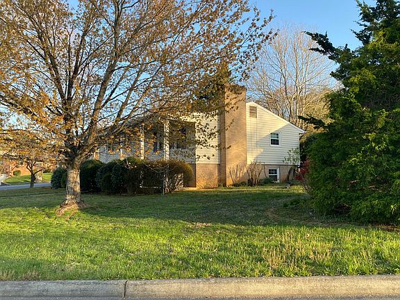 2nd image of 5704 Knowles Dr